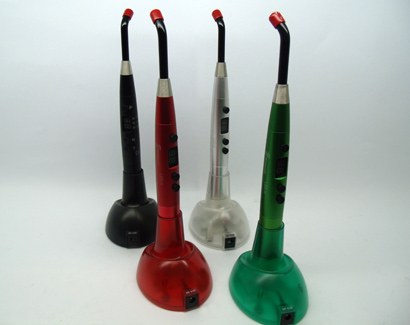 LÀMPADA WOODPECKER led h negra sense fil